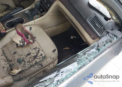 2013 Volkswagen Passat 2.5L Sel z USA, uszkodzony, nr VIN 1VWCH7A34DC086549